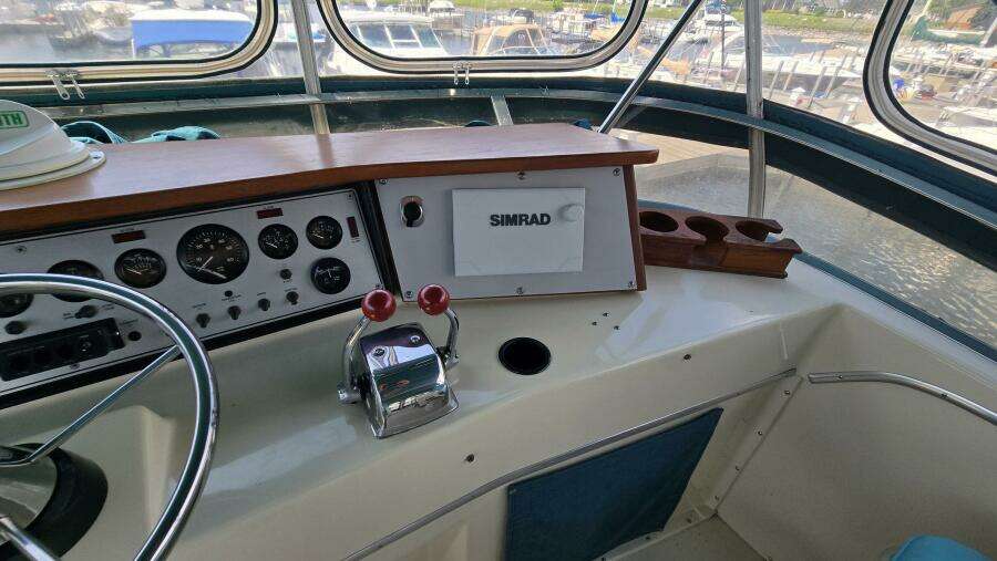 36ft Chris Craft Yacht For Sale