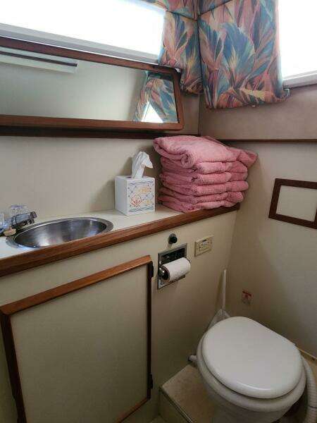 36ft Chris Craft Yacht For Sale 36ft Chris Craft Yacht For Sale