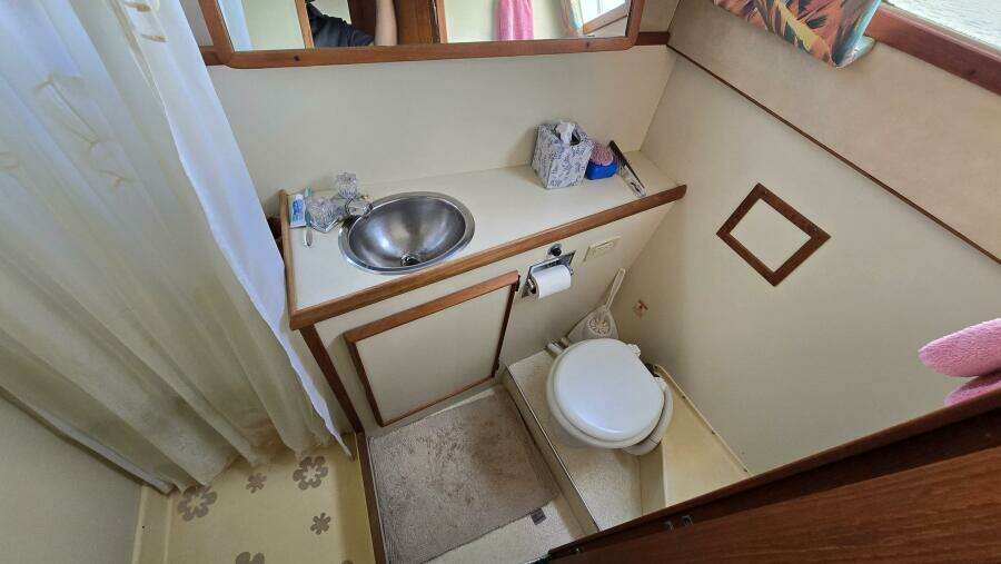 36ft Chris Craft Yacht For Sale 36ft Chris Craft Yacht For Sale