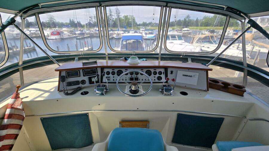 36ft Chris Craft Yacht For Sale