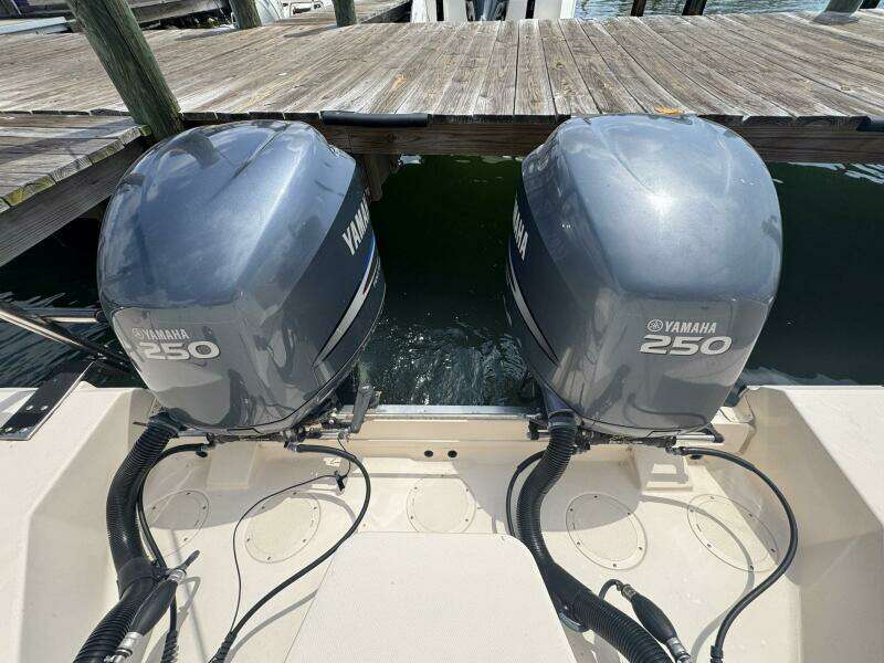 King Fish III 33ft Grady White Yacht For Sale