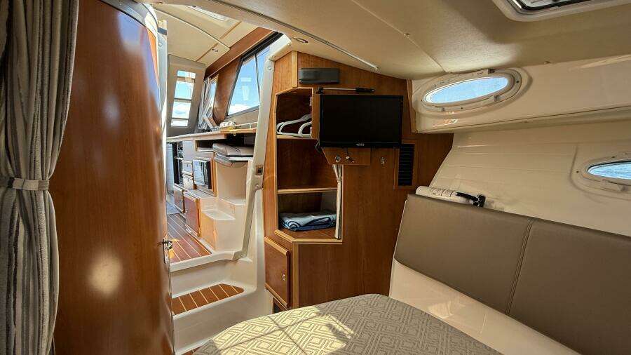 Frisky 37ft Cutwater Yacht For Sale