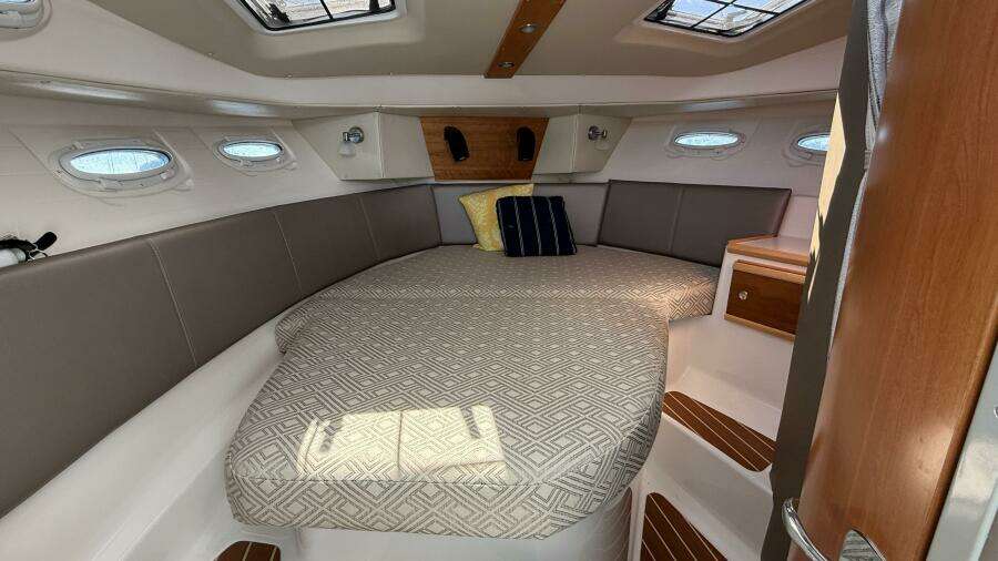 Frisky 37ft Cutwater Yacht For Sale