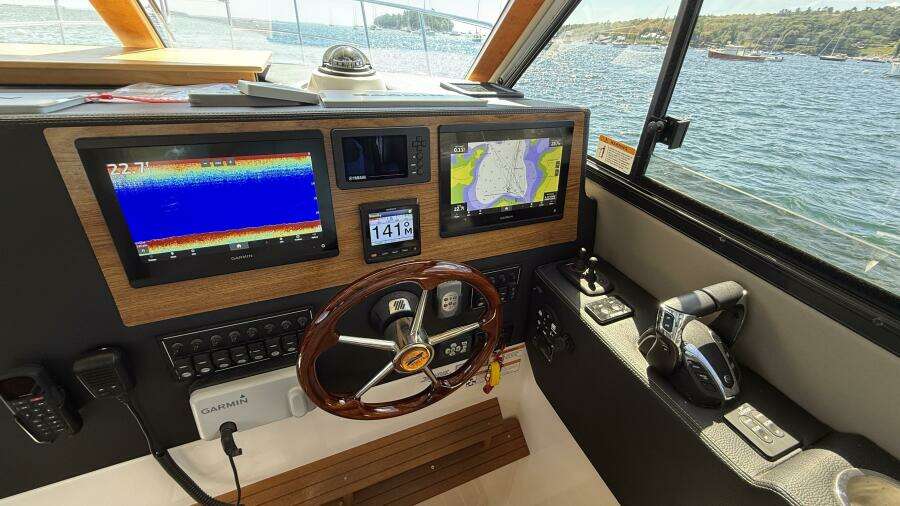 Frisky 37ft Cutwater Yacht For Sale