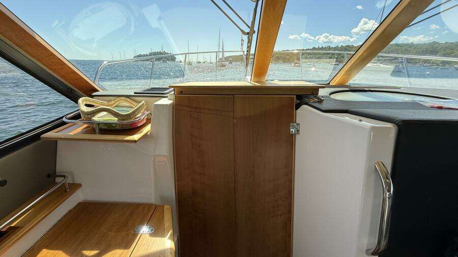 Frisky 37ft Cutwater Yacht For Sale