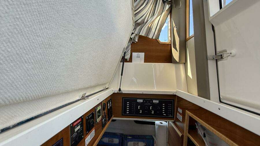 Frisky 37ft Cutwater Yacht For Sale