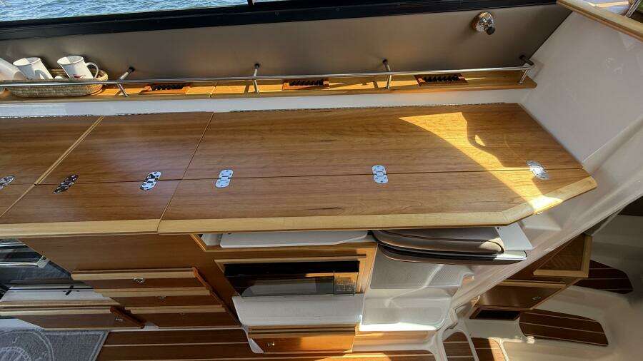Frisky 37ft Cutwater Yacht For Sale