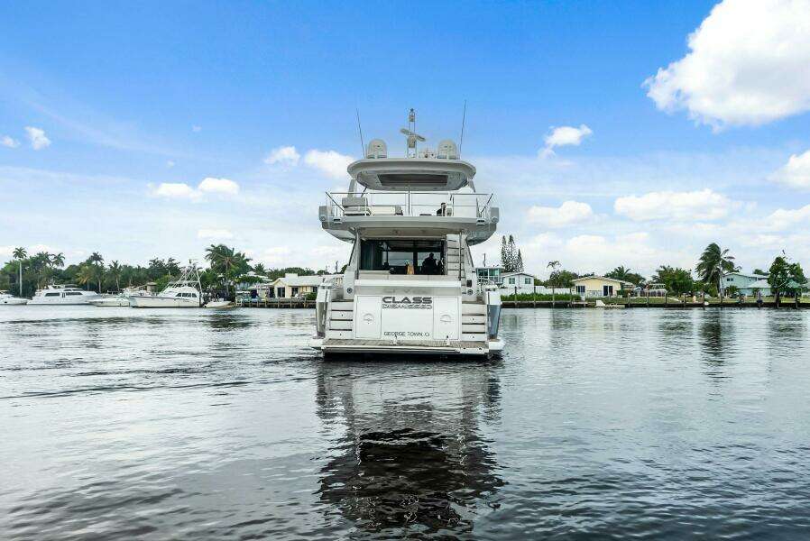 72ft Azimut Yacht For Sale