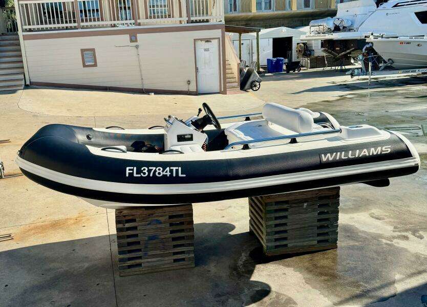 2023 Williams Jet 345 GYS Trade-Profile