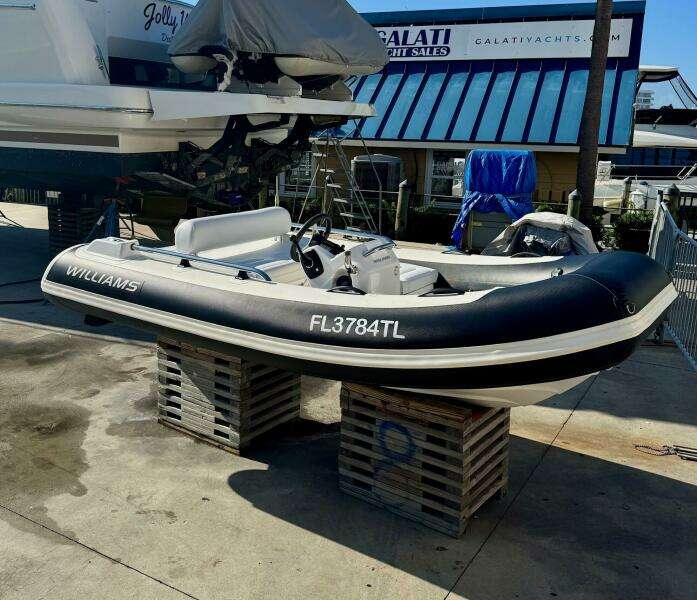 2023 Williams Jet 345  Tender