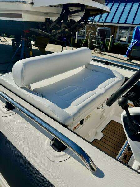 2023 Williams Jet 345  Tender