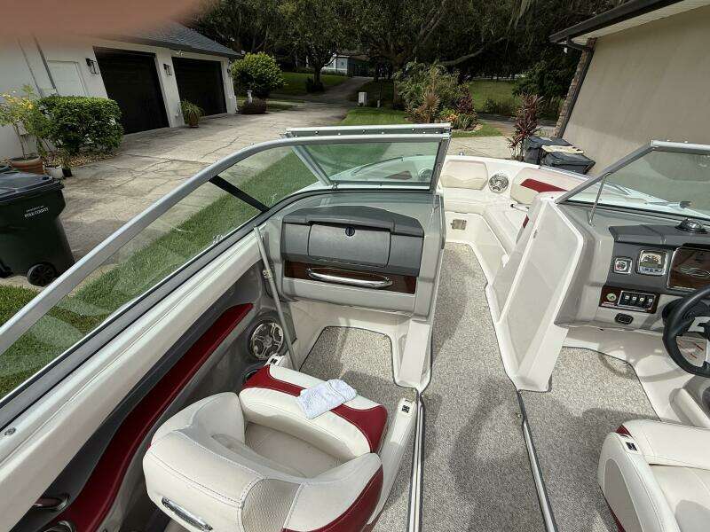 23ft Chaparral Yacht For Sale