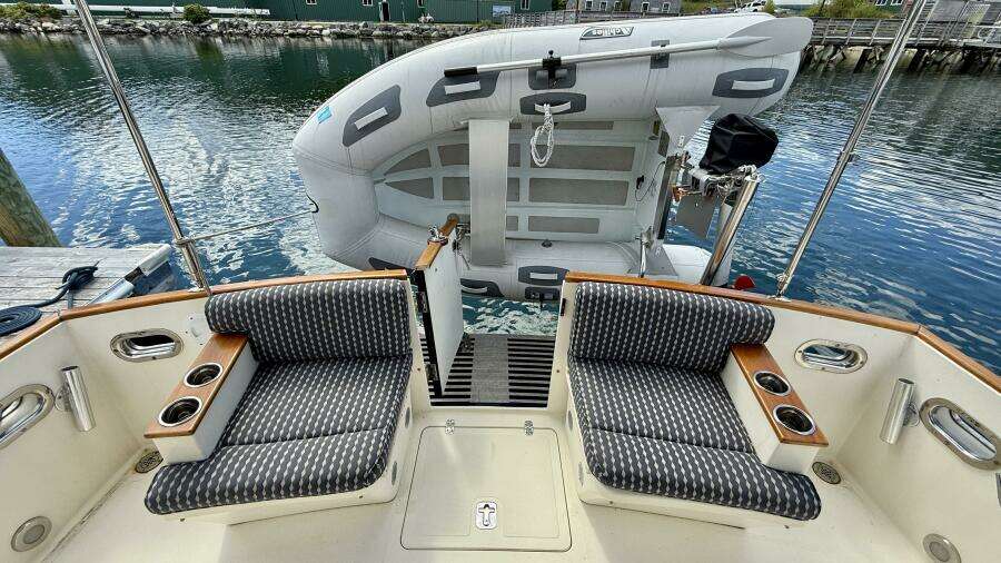 Tova 32ft Legacy Yacht For Sale