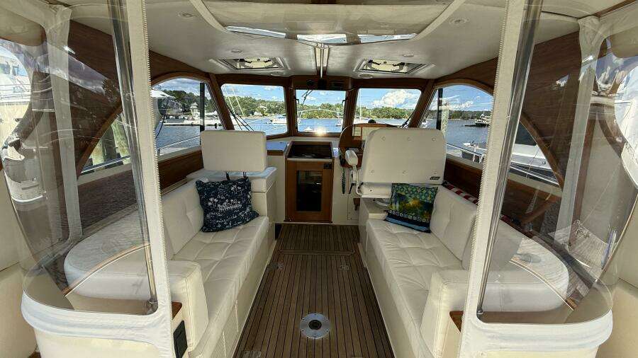Tova 32ft Legacy Yacht For Sale