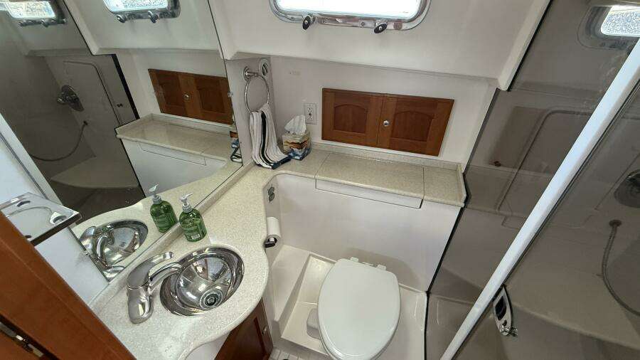 Tova 32ft Legacy Yacht For Sale