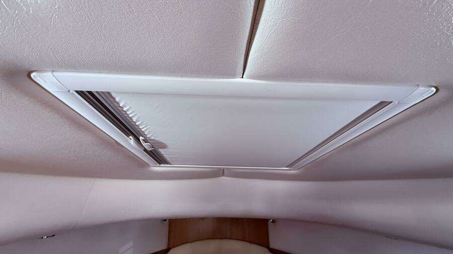 Tova 32ft Legacy Yacht For Sale