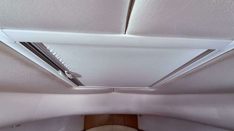 Tova 32ft Legacy Yacht For Sale