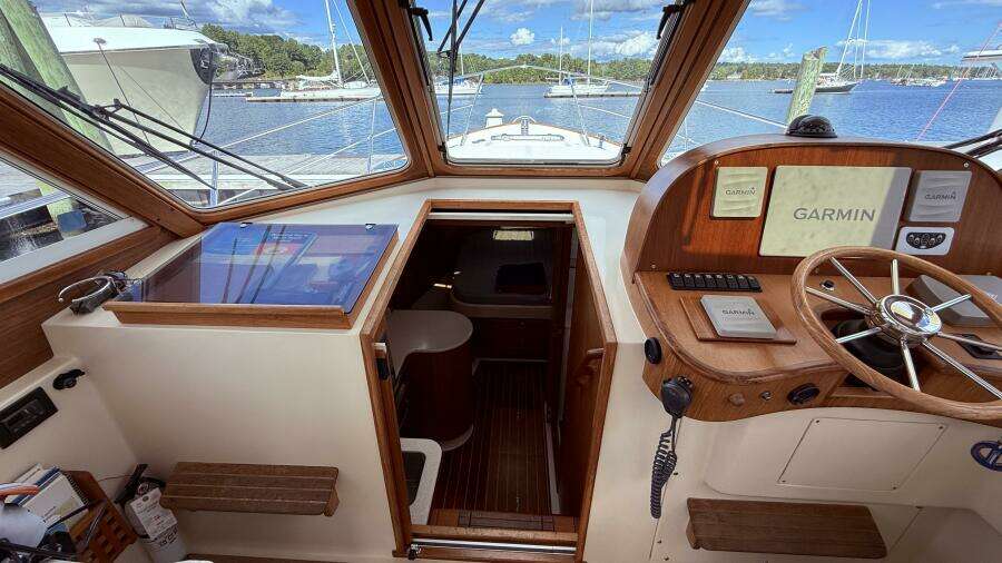 Tova 32ft Legacy Yacht For Sale