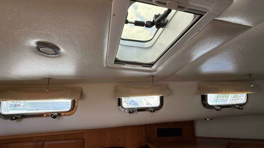 Tova 32ft Legacy Yacht For Sale