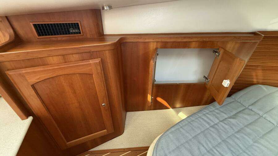 Tova 32ft Legacy Yacht For Sale