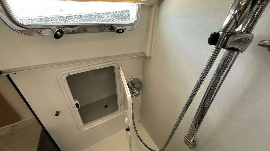 Tova 32ft Legacy Yacht For Sale