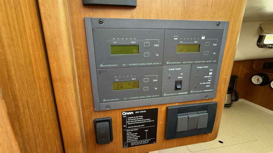Tova 32ft Legacy Yacht For Sale