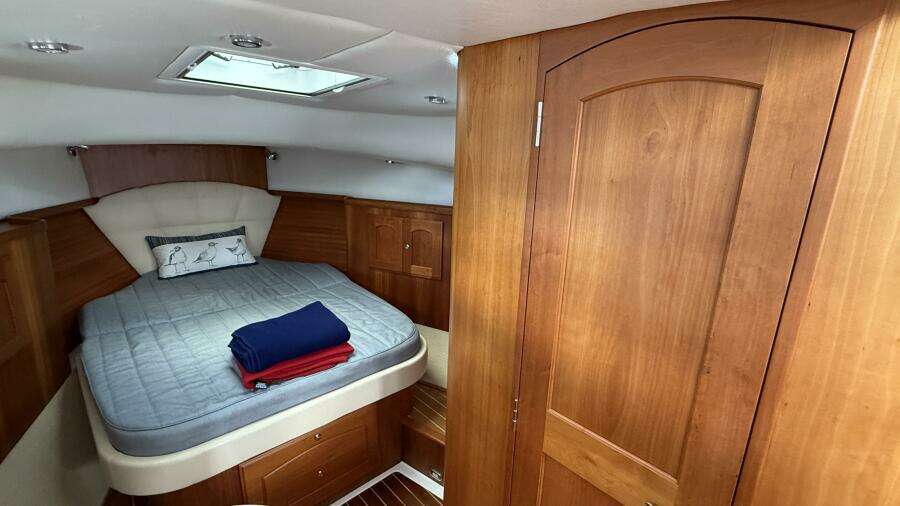 Tova 32ft Legacy Yacht For Sale