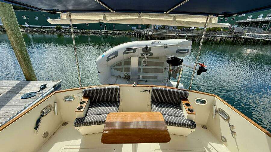 Tova 32ft Legacy Yacht For Sale