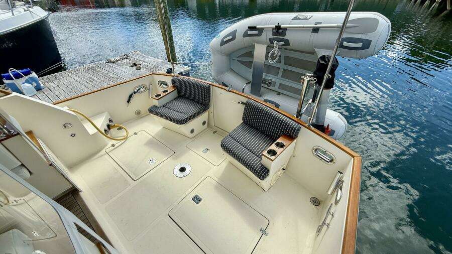 Tova 32ft Legacy Yacht For Sale