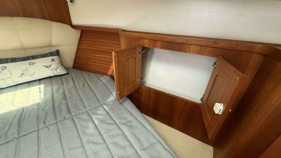 Tova 32ft Legacy Yacht For Sale