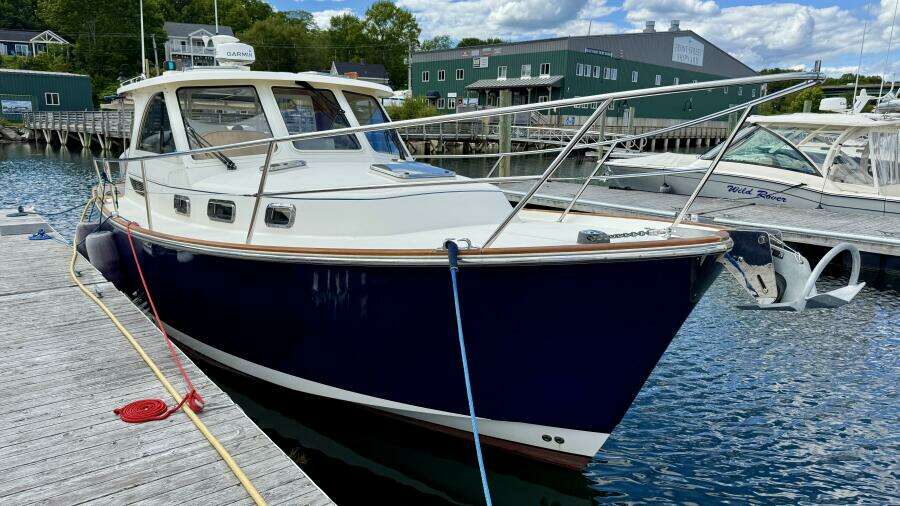 Tova 32ft Legacy Yacht For Sale