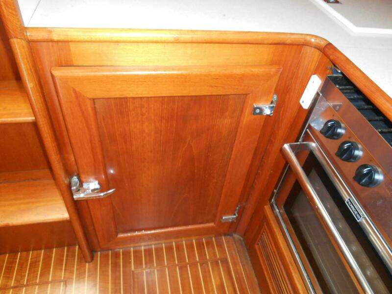 Balmy 38ft Grand Banks Yacht For Sale