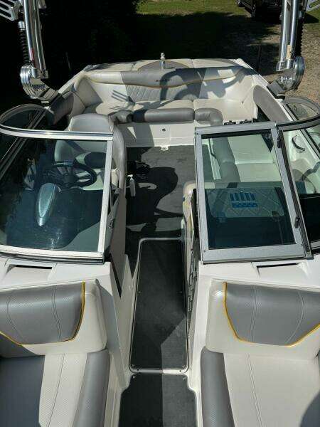21ft Mastercraft Yacht For Sale