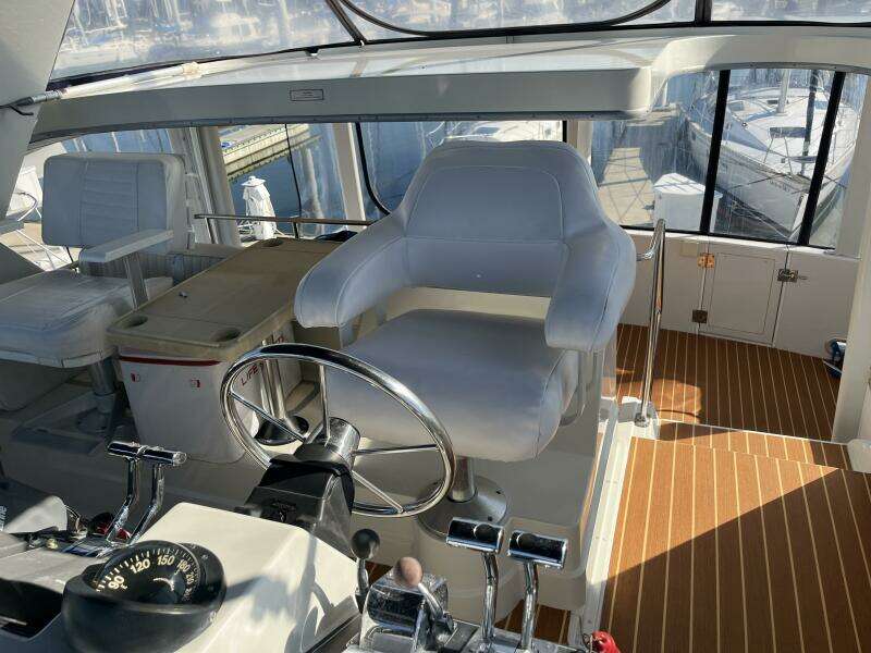Carver 440 Aft Cabin Carver 440 Aft Cabin