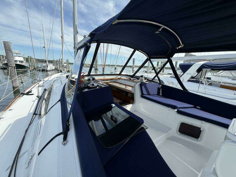 Salt Air 50ft Jeanneau Yacht For Sale
