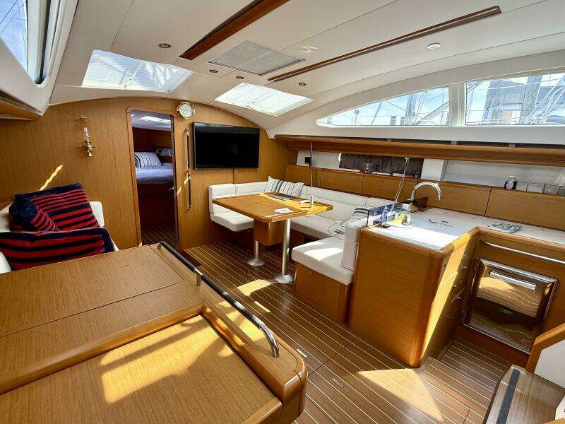 Salt Air 50ft Jeanneau Yacht For Sale