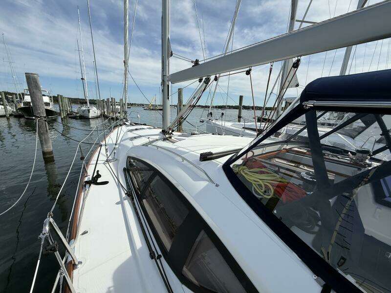 Salt Air 50ft Jeanneau Yacht For Sale