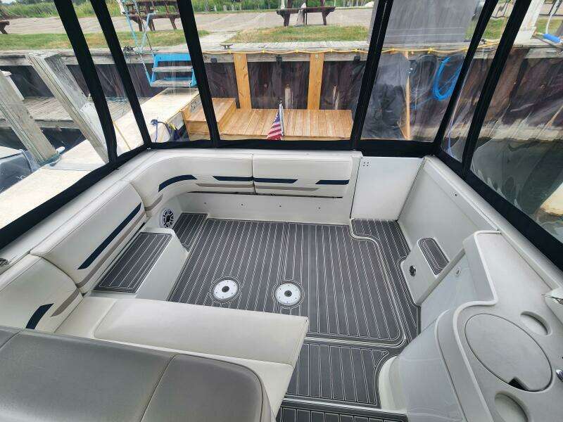 31ft Formula Yacht For Sale