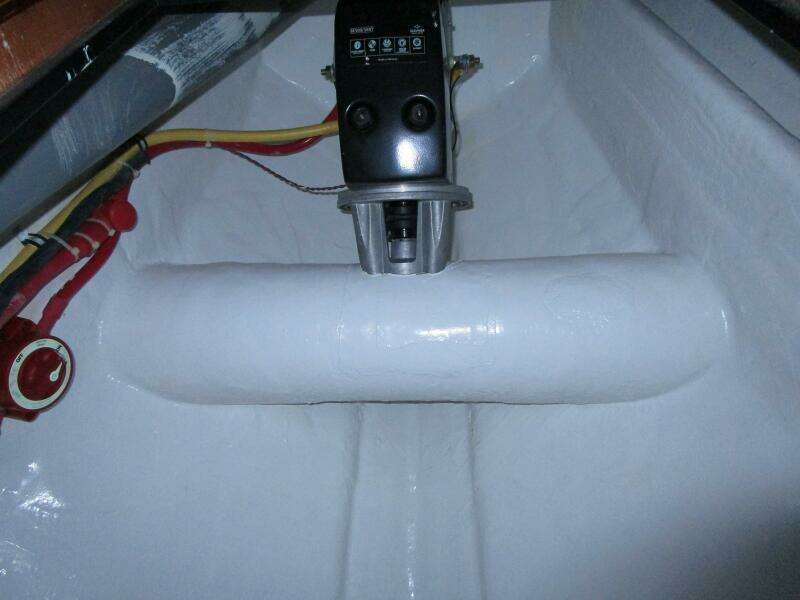 022   Thruster Bilge 022   Thruster Bilge