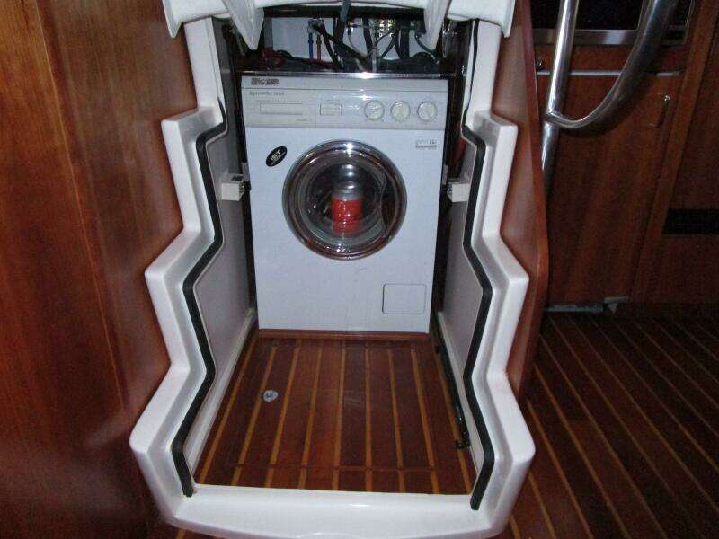Washer & Dryer Under Steps Washer & Dryer Under Steps