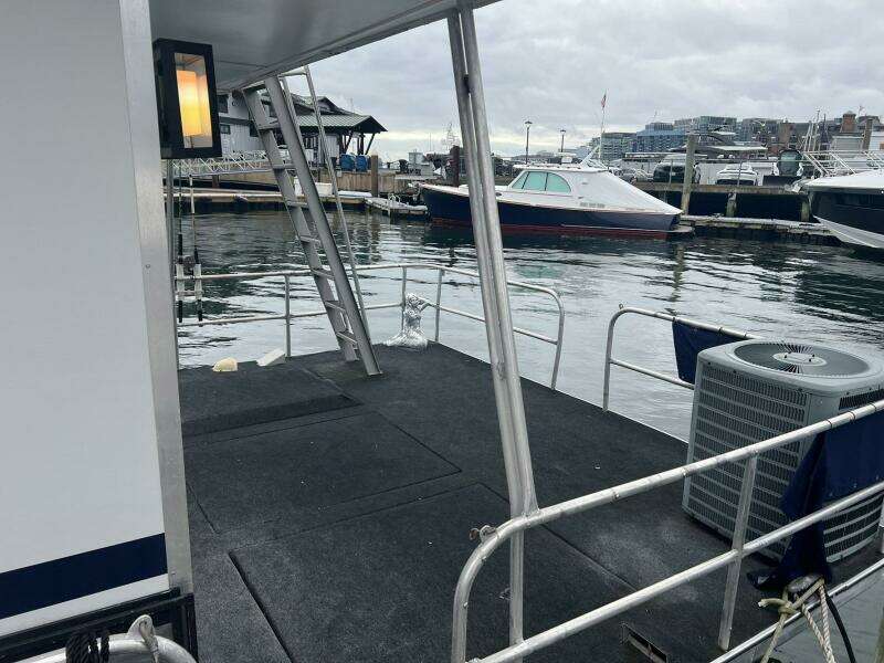 58ft Sumerset Yacht For Sale
