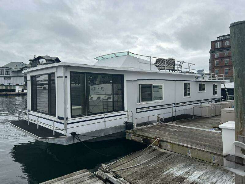 58ft Sumerset Yacht For Sale