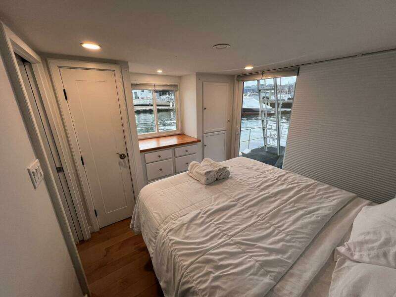 58ft Sumerset Yacht For Sale