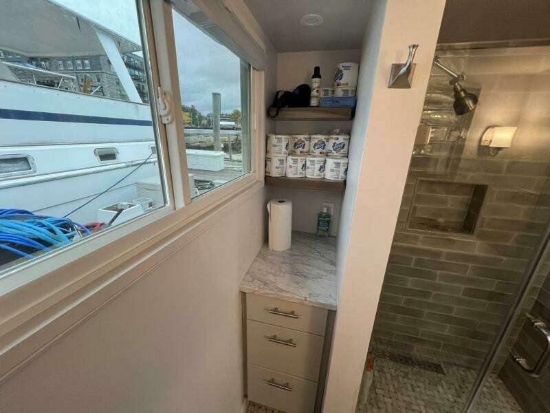 58ft Sumerset Yacht For Sale