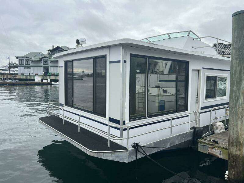 58ft Sumerset Yacht For Sale