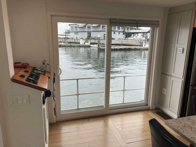 58ft Sumerset Yacht For Sale
