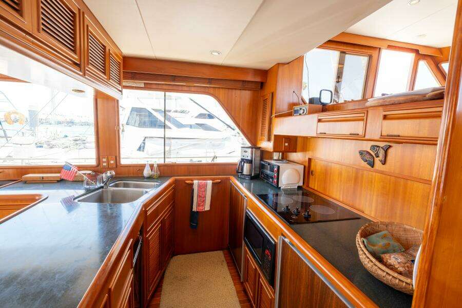 Sparrow s Point 54ft Offshore Yachts Yacht For Sale
