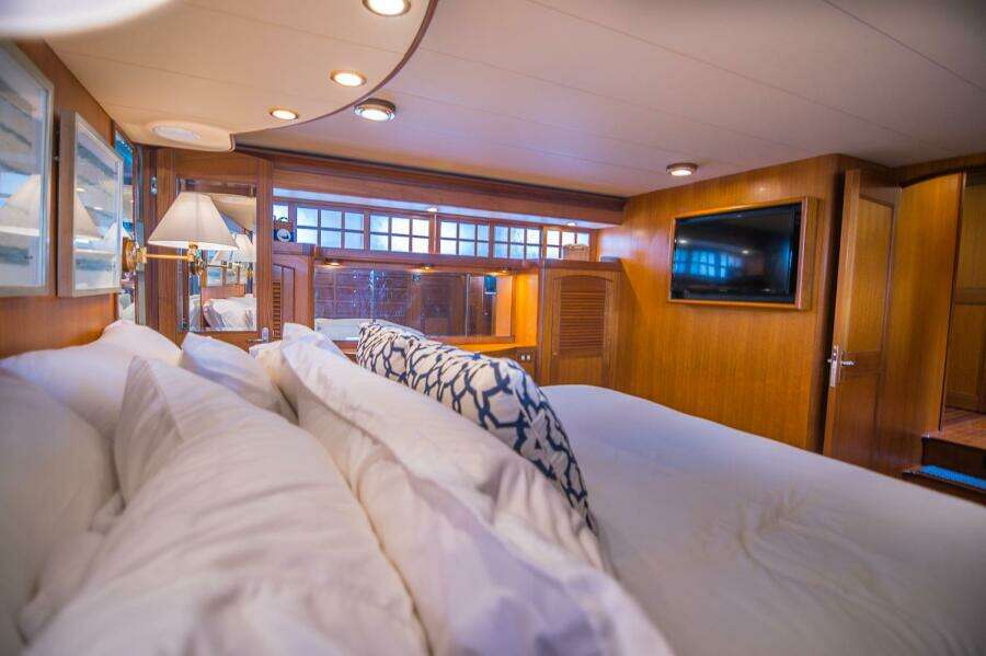 MISS STEPHANIE 70ft Marlow Yacht For Sale