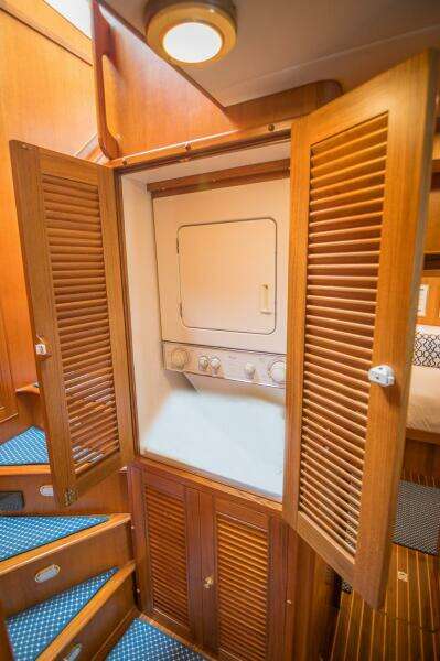MISS STEPHANIE 70ft Marlow Yacht For Sale