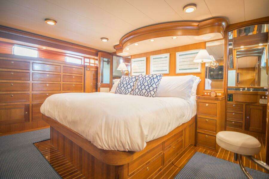 MISS STEPHANIE 70ft Marlow Yacht For Sale